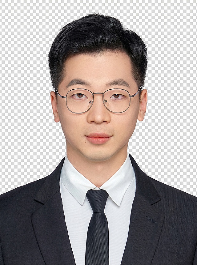 生成2寸证件照，透明背景，稍微美化并保持五官，穿黑色西装白色衬衫打领带，肩膀需要完整露出，人物需要胸口以上比例协调。