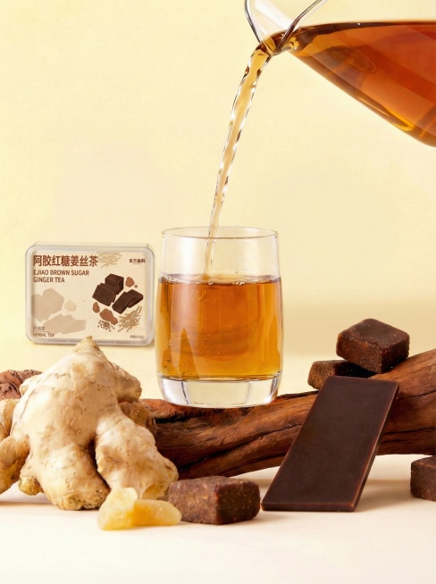 「图片1」把参考图中产品缩小一点 透视正确 图片要有美感 画面要和谐预览效果