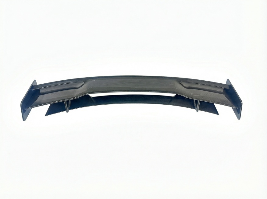 Professional e-commerce retouching for carbon fiber auto parts, precise intelligent cutout to retain预览效果