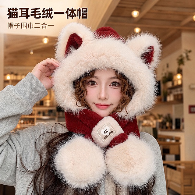 [主图-1] 猫耳朵毛绒帽子围巾一体两件套 正面上头效果展示 突出产品整体造型与可爱猫耳设计
[统一基调] 1688 B端源头感 真实实拍风格 温暖秋冬氛围 浅米色柔和背景 字体用简洁无衬线粗体 主标题深棕色 辅助文案浅棕色
[画面] 年轻亚洲女性模特 胸部以上近景 正面朝向镜头 佩戴酒红拼米白色猫耳朵毛绒帽子围巾一体帽 帽子顶部有立体猫耳 耳内侧酒红色 帽檐一圈厚实米白色长毛绒 围巾部分酒红色毛绒材质 胸前两个大毛球 模特穿浅灰色卫衣 右手轻扶帽檐 面带微笑 眼神温柔 背景为简洁温暖的咖啡店室内场景 木质天花板 暖黄小灯 虚化处理 突出人物和产品 产品占画面约70% 完整展示帽顶猫耳和围巾毛球 不裁切
[光影质感] 柔和暖光 主光从前方45度打来 毛绒材质蓬松有光泽 面部光线均匀 自然阴影 商业摄影质感
[配色] 米白色 酒红色 浅灰色 暖棕色背景 整体暖色调
[文字版式] 左上角主标题大字"猫耳毛绒一体帽" 下方小字"帽子围巾二合一" 文字不遮挡人脸和产品主体
[输出要求] 1:1正方形 2048x2048 产品清晰 毛绒质感真实 文字清晰可读 禁止变形 错字 模糊 杂乱背景 水印 平台Logo 多余手指 面部扭曲