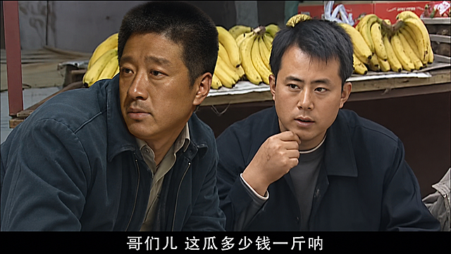 将图1的人物替换到图2左侧的人物位置，保持姿势、光影和整体场景一致