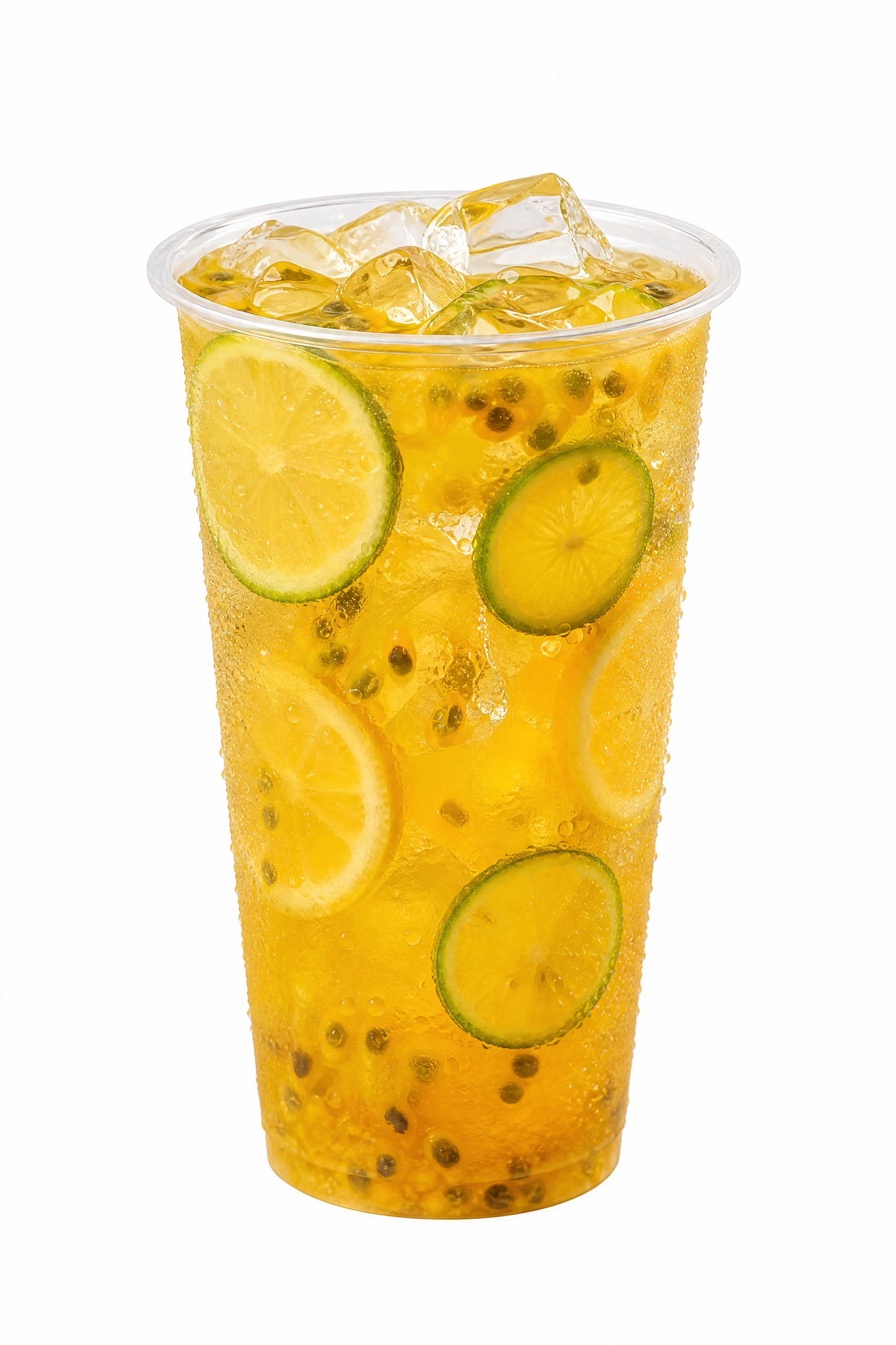 商业美食摄影菜单图，一杯装满黄色鲜果茶的高透一次性塑料奶茶杯，… - 图片创意预览