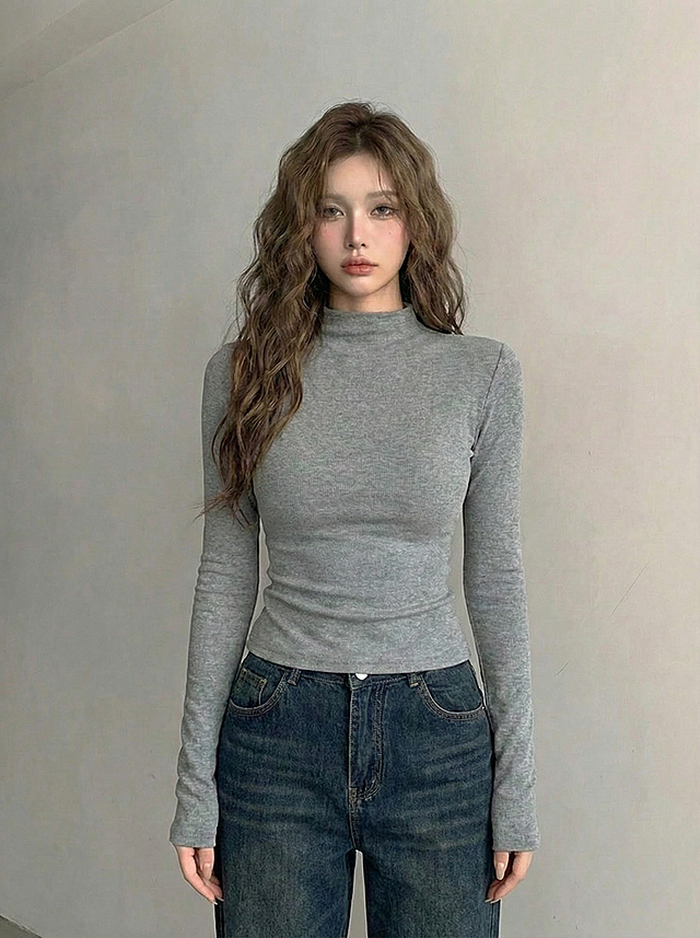 生成正面 侧面 背面图，正面多几个姿势的图片