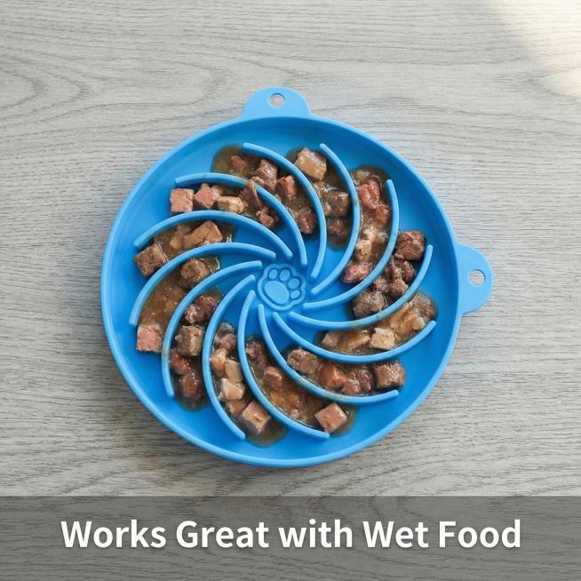 以图中的猫碗为元素,适用于所有干湿猫粮，易于清洁的硅胶碗,设计6张跟猫碗有关的广告图，物体主体特征不变,英语,比例 「1:1」预览效果