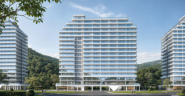 8K超写实建筑效果图，专业建筑可视化，V-Ray物理渲染，照片级真实感，横向构图，现代流线型山地度假高层公寓，三栋板式高层；中间主楼体量更大，保持在画面居中位置，首层为架空空间，首层以上每层连续外挑水平弧形流线阳台，白色平滑挑板，浅灰色玻璃栏板，竖向规整玻璃窗带，底层为大面积落地玻璃公区，底部带有柔和内凹曲面造型，顶部设置两层退台设备间；左右两侧楼栋局部入镜并虚化，突出中间的主楼，同风格弧形流线阳台体系，白色挑板+玻璃栏杆，底层架空柱廊；建筑背景是满是树木的山体，干净澄澈浅蓝晴空，轻薄淡云，晴朗日间自然光，通透柔和天光，阴影干净利落，玻璃幕墙清晰反射蓝天，白色挑板细腻哑光质感，路面为深色沥青车行道路；少量比例协调的配景小人物，整体干净简约现代度假风，建筑流线阳台轮廓严格不变，结构规整，景深自然，专业地产建筑表现图，中间核心筒墙面用灰色真石漆，每层连续外挑弧形流线阳台，阳台搭配通透浅蓝色钢化玻璃栏杆，顶部屋面设置浅蓝色钢化玻璃栏杆收边压顶；建筑底层主大堂入口上边设置外挑的玻璃雨棚，底层配套落地玻璃商业橱窗；晴朗通透白日柔光，上午10点柔和侧顺光，光影层次细腻，玻璃、金属材质纹理清晰写实；大面积玻璃窗带有蓝天、山体、树木的清晰环境反射；天空为干净浅灰蓝色，带有轻薄丝絮状淡云，右上角点缀一小群飞鸟；广场上放置比例精准、尺度协调的微小配景人物，人物动作松弛自然；柔和漫射日间天光，光线均匀通透，阴影柔和不生硬，玻璃幕墙清晰反射天空与山林环境，白色铝板材质细腻哑光质感，无刺眼高光；前景左下角伸入画面的鲜绿色阔叶树枝，整体氛围静谧清雅，山水度假感，画面干净整洁，景深自然，OC渲染器，建筑结构严谨无扭曲，超高细节质感。