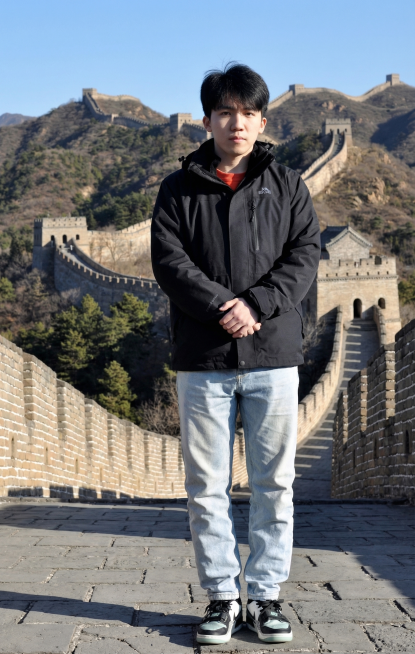 将图片的背景替换为长城背景，保留前景的人物预览效果