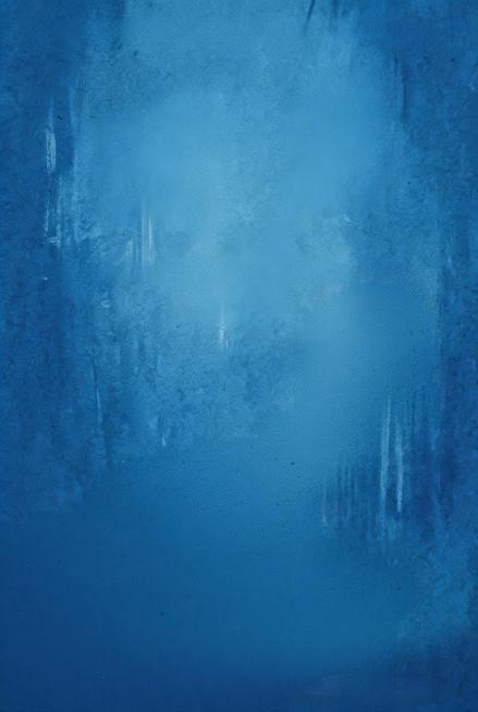 从头到尾重新生成A3尺寸的《回声》短片海报，降低AI感，追求真实手绘电影海报质感，故事为大学生在图书馆发现匿名漂流笔记本，通过书写与陌生同学建立情感连接，核心主题'匿名的善意'，保留蓝色质感背景、书法预览效果