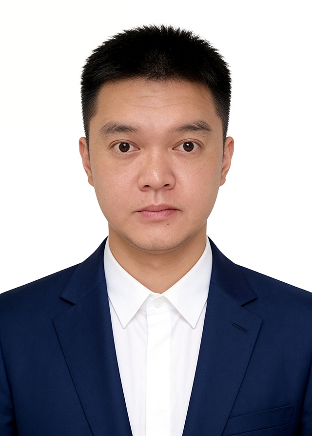 完全保留第一张图中人物原有脸型、五官和面部特征不变，仅更换为干练清爽短发，更换为正式深蓝色西装外套搭配白色衬衫内搭；生成标准样式纯正面证件照；人物主体严格居中，头部大小与位置严格对齐第二张图，双肩水平平衡，面部中轴线对齐画面中心，正视前方；标准证件照构图，人物绝对居中；头顶上方距离上边缘高度10%，下巴距离画面下边缘高度30%，人物主体占比约68%；肩部平展与画面水平轴平行；头部占比严格对齐第二张图；极简纯色白色背景，专业证件照质感，分辨率4K