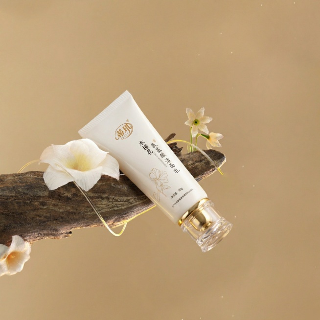 图1融入图2树枝上预览效果