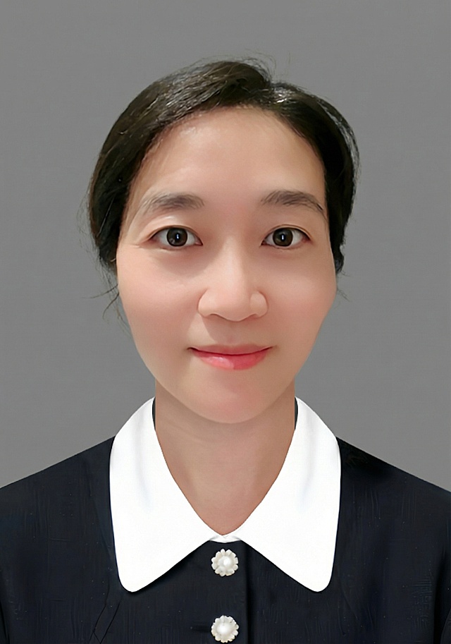 将图片底色修改成中灰色，人物不变