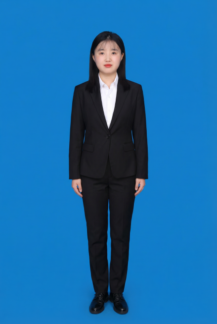 生成人物全身正装照预览效果