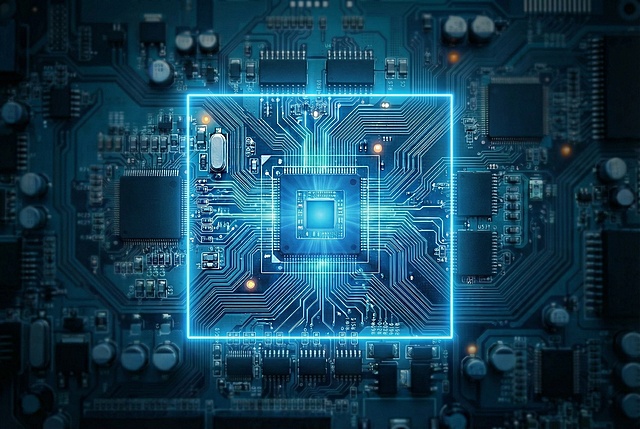 图片四周模糊暗化处理，中间要一个发光方框清晰