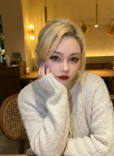 将图二的背景换到图一，其他不变预览效果