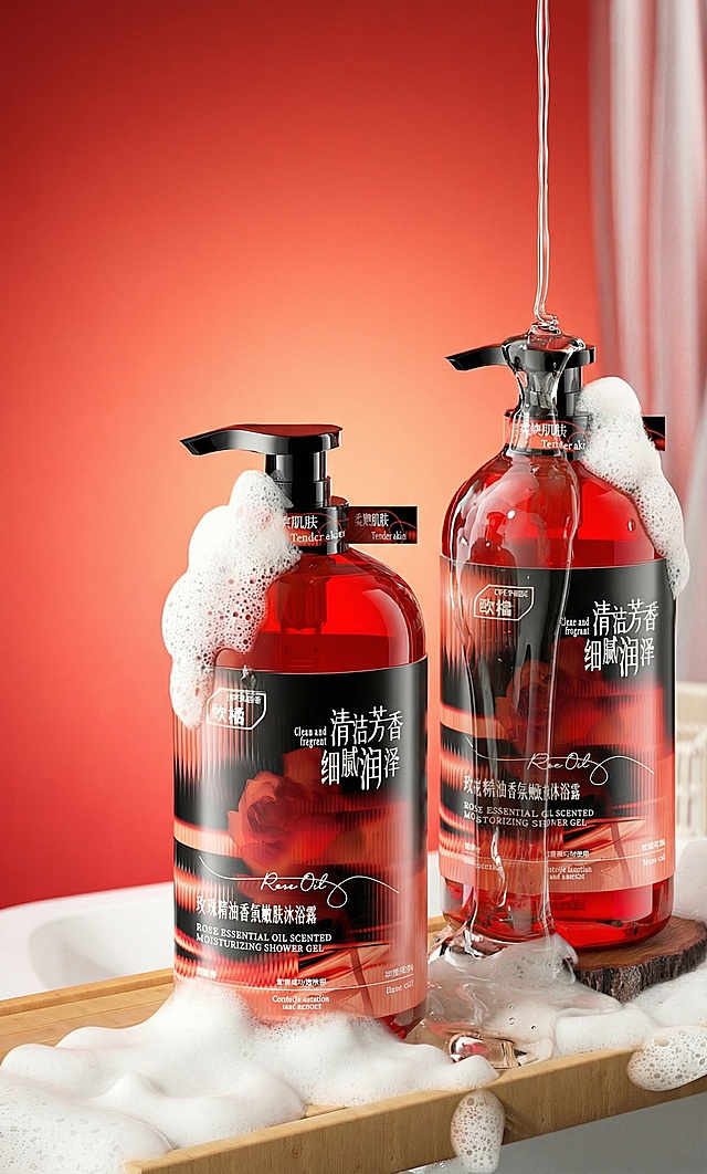 「图片1」右边瓶身上的透明啫喱质地更加厚重，顺着按压泵滴落瓶身边上，然后顺着瓶身流动到产品底部，产品底部有少量的啫喱堆积，微微调整一下啫喱质地覆盖的形状，其他不变