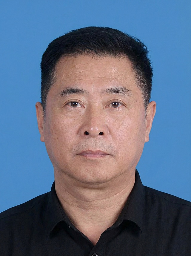 「图片1」「图片1」「图片1」「图片1」「图片1」「图片1」生成兰底证件照