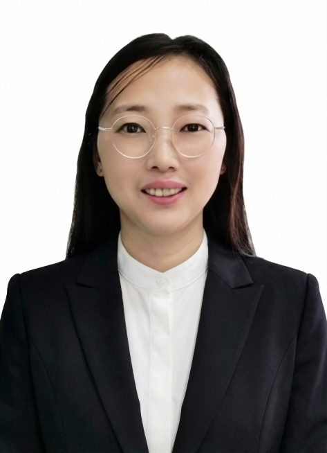 把衣服P成正装，其他不变预览效果