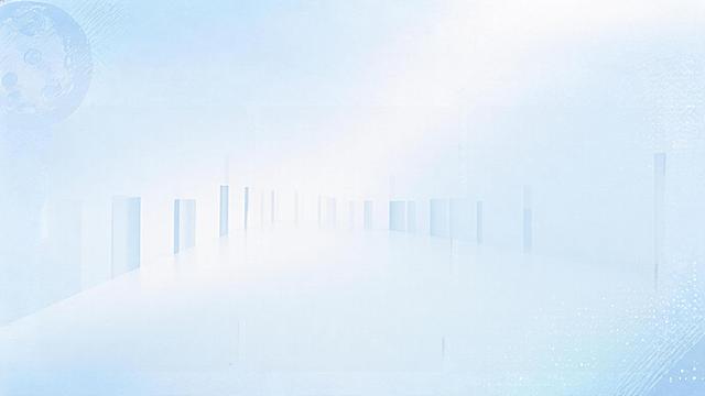 设计一张梧州市军博园匹克球场的教练简介栏横版海报，画面比例16:9，4K分辨率，写实商业摄影风格，简约清新蓝调。参考图版式骨架：横向排布三张独立的教练信息卡片，每个卡片为独立模块化设计，方便后续单独更换教练信息与照片，保留参考图的分区结构和排版节奏。主标题为"梧州市军博园匹克球场"，副标题为"专业教练团队简介"，装饰文案为"专业教学 · 热爱运动"。每张卡片预留照片位置、教练姓名区域、职位标签区域和简介文本区域，卡片采用圆角斜切设计，配色为浅蓝、浅绿渐变，背景为浅蓝纯色带浅纹理，整体干净清爽，信息层级分明，每个模块独立可拆分更换，文字全部清晰可读，版式精美，整体氛围专业运动风。