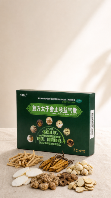 调整图片，将前景摆放的七味药材布局得更紧凑，增加产品上方区域留白面积，保持整体构图：中景淡绿色中药盒子放在浅米色亚麻桌布，背景浅米色到白色渐变墙面，右侧自然侧光，明亮柔和，9:16比例，其他元素不变预览效果