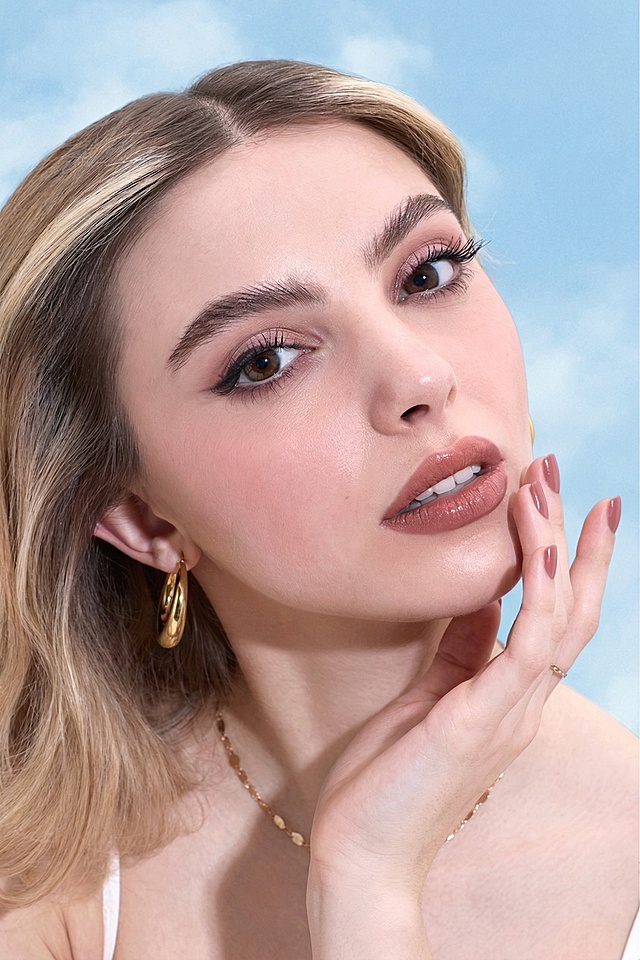 去掉手上拿的棒棒糖