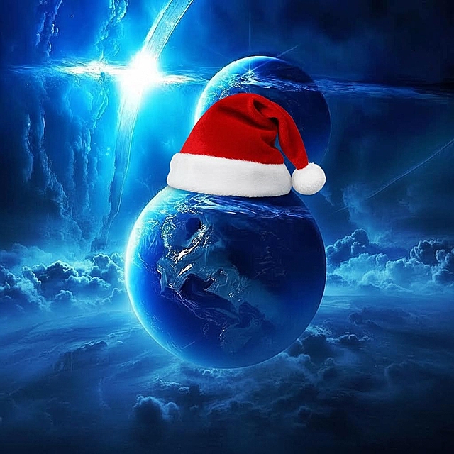 帮图片中的星球戴上圣诞帽