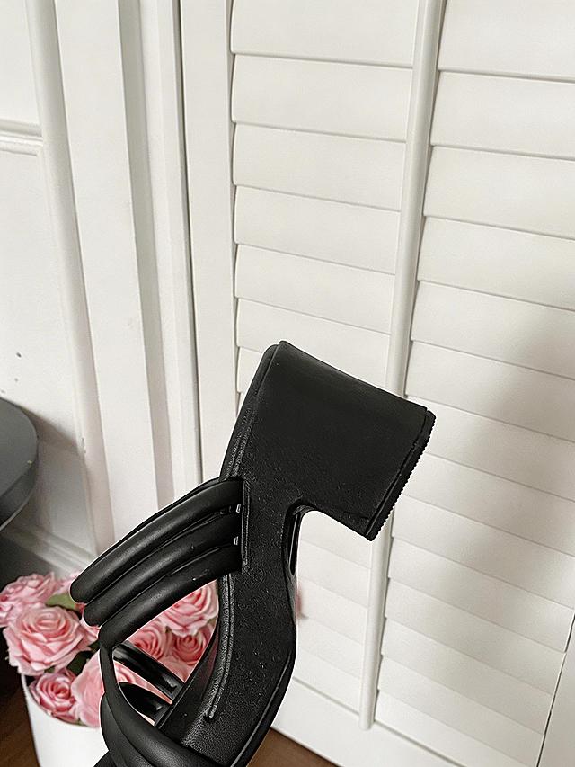 保持图片原有内容不变，仅将图片比例调整为3:4，不改变图片内容和画质