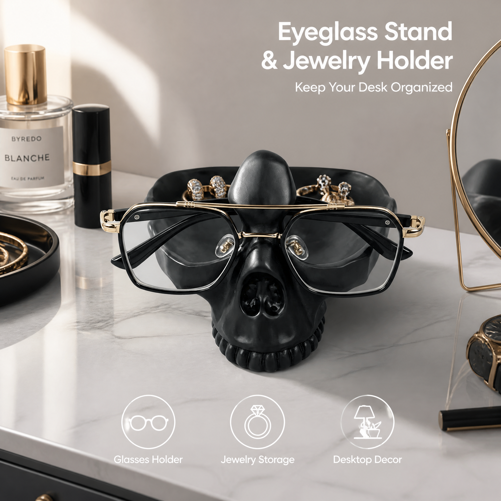 现代简约梳妆台场景，浅灰色大理石台面，黑色哑光骷髅造型收纳摆件… - 图片创意预览