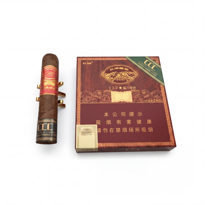 完美去底, 绝对 #FFFFFF 纯白背景, 仅允许商品接地处保留极轻接触阴影, 其余背景保持纯白纯净, 无噪点, 无马赛克, 无灰块
正视图平视视角, 3D渲染, 专业商业棚拍光, 5500K标准中预览效果