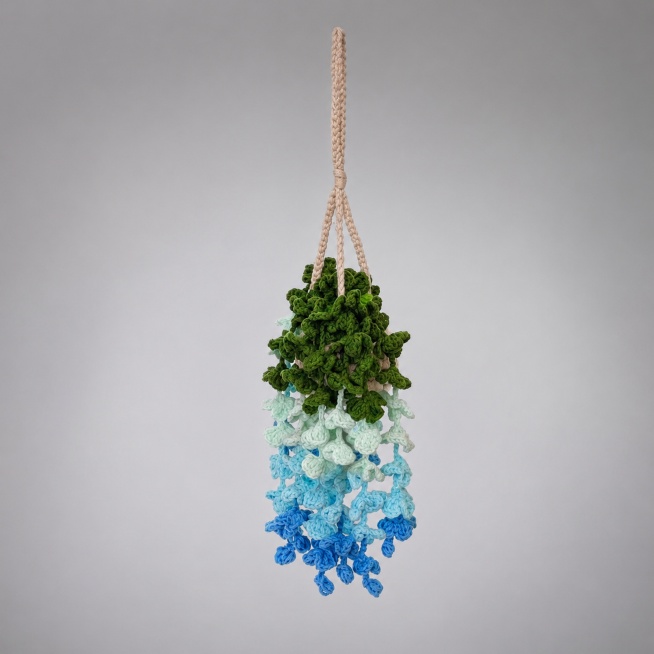 [主图-2] Handmade crochet hanging fake flower ornament blue gradient style. Display product in light g预览效果