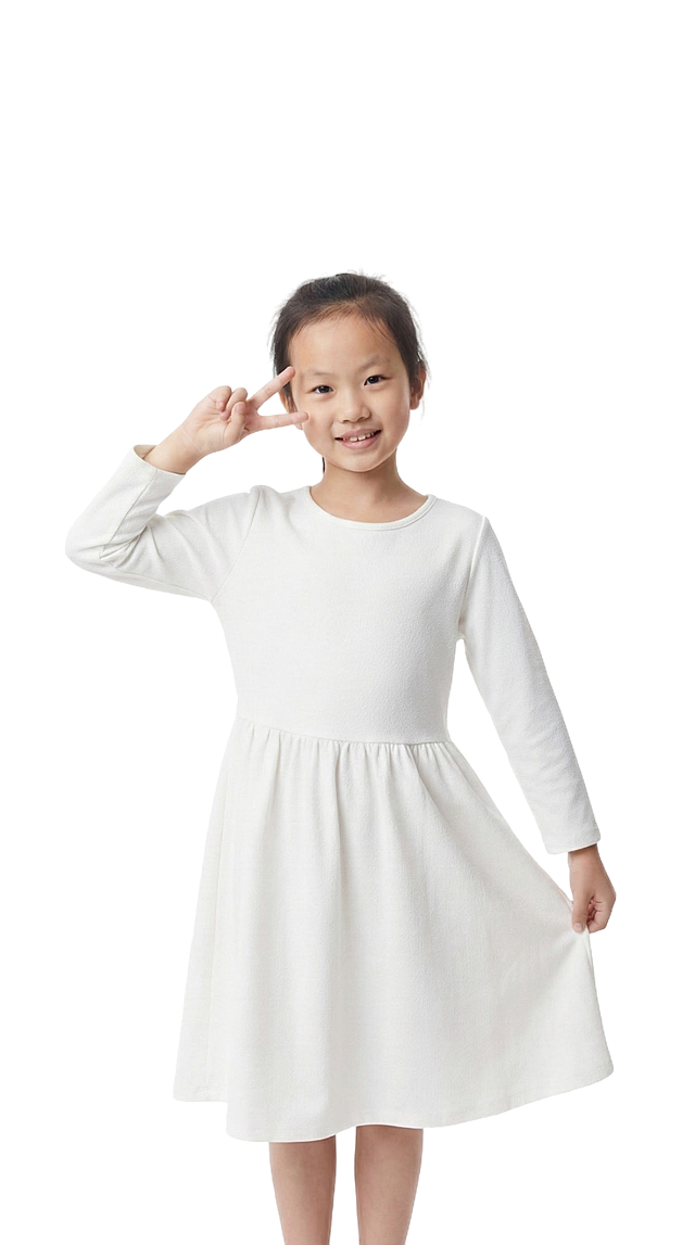 小女孩儿半身照或全身照，简单的白色背景，服饰维白色长袖裙子，头发梳理工整，微笑，有一些活泼可爱的动作，摄影模特风格，4k竖版9:16，三张