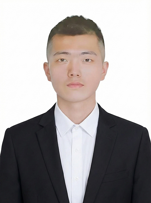 衣服P成正装，其他不变