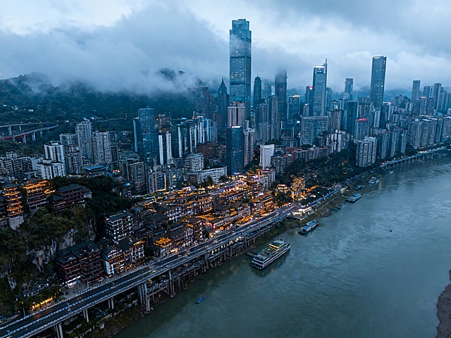 重庆风景图构图合理，影调高级