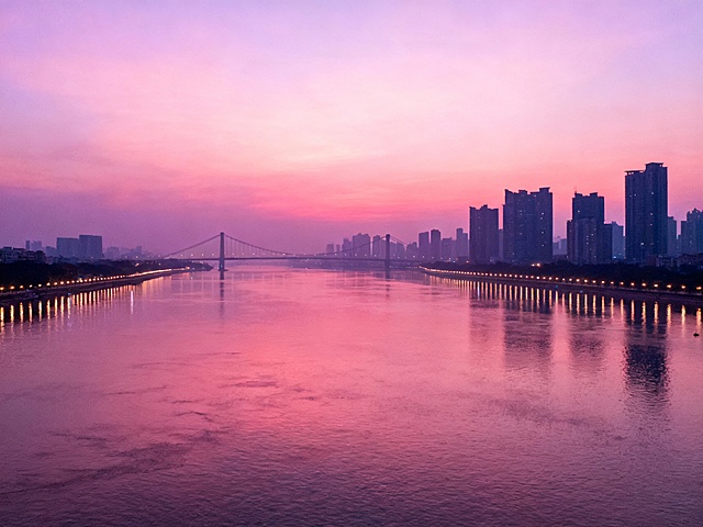 重庆优美风景粉调时刻