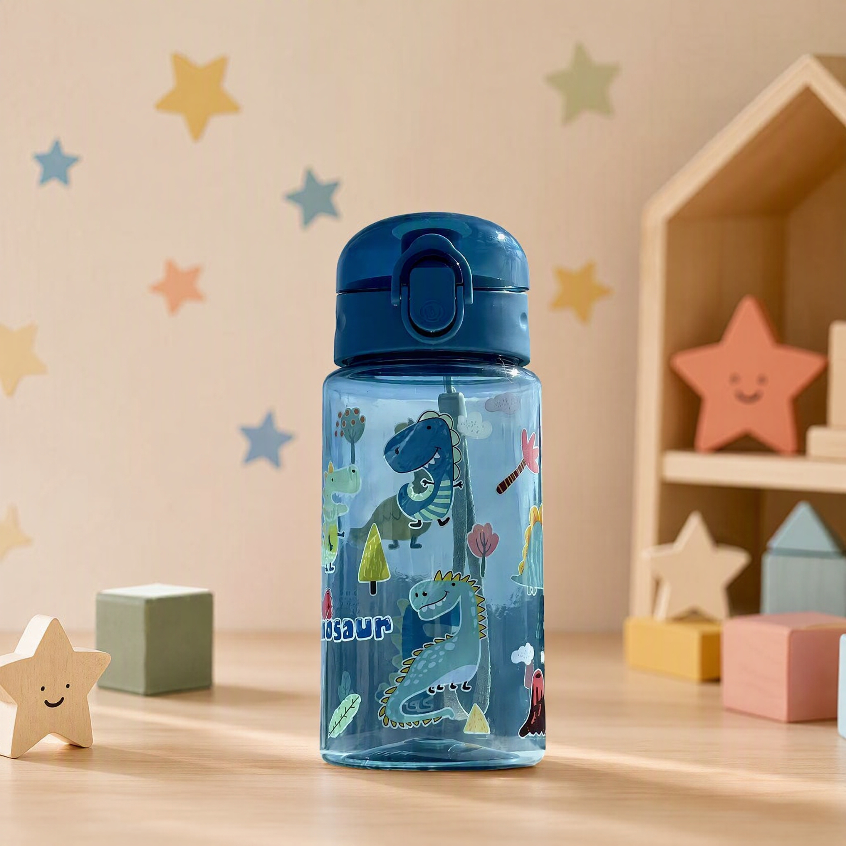 将图中儿童水杯更换背景，水杯严格参照上传产品图，完整保留所有可… - 图片创意预览