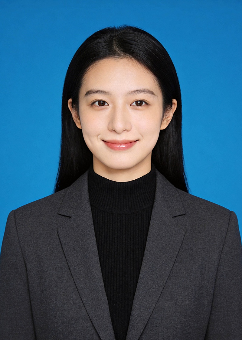 黑色高领内里正式风女性职场证件照