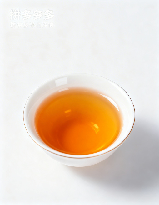 第四张拼多多平台大红袍茶叶详情主图，简约风格，展示冲泡后大红袍茶汤，汤色橙黄清澈，突出香气馥郁醇厚的核心卖点，不能出现正岩、母树、产地直发等违禁词预览效果