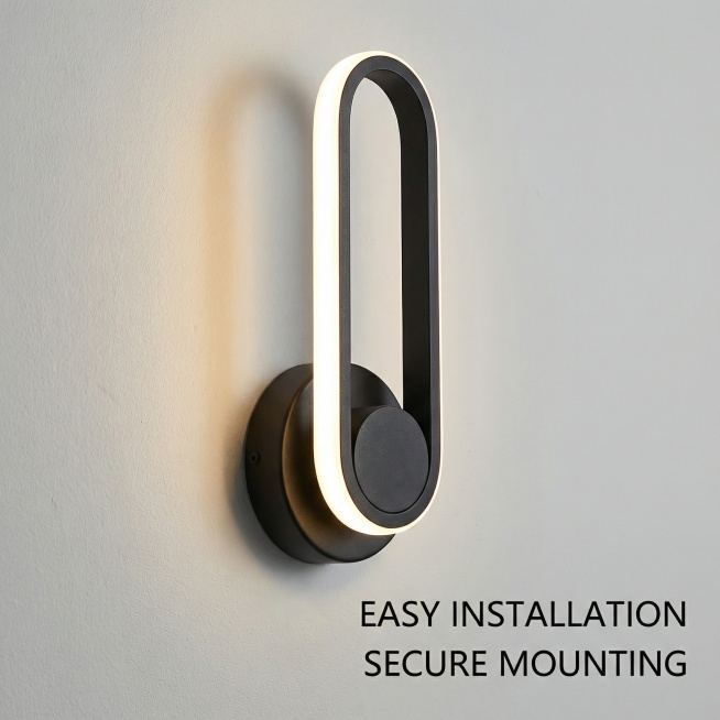 Close-up view of the modern minimalist oval wall lamp installed on a wall, product strictly follows预览效果