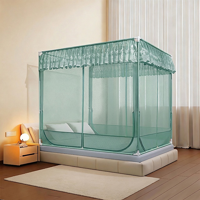 将图中的蚊帐颜色改为暖玉色，其他环境和物品保持不变