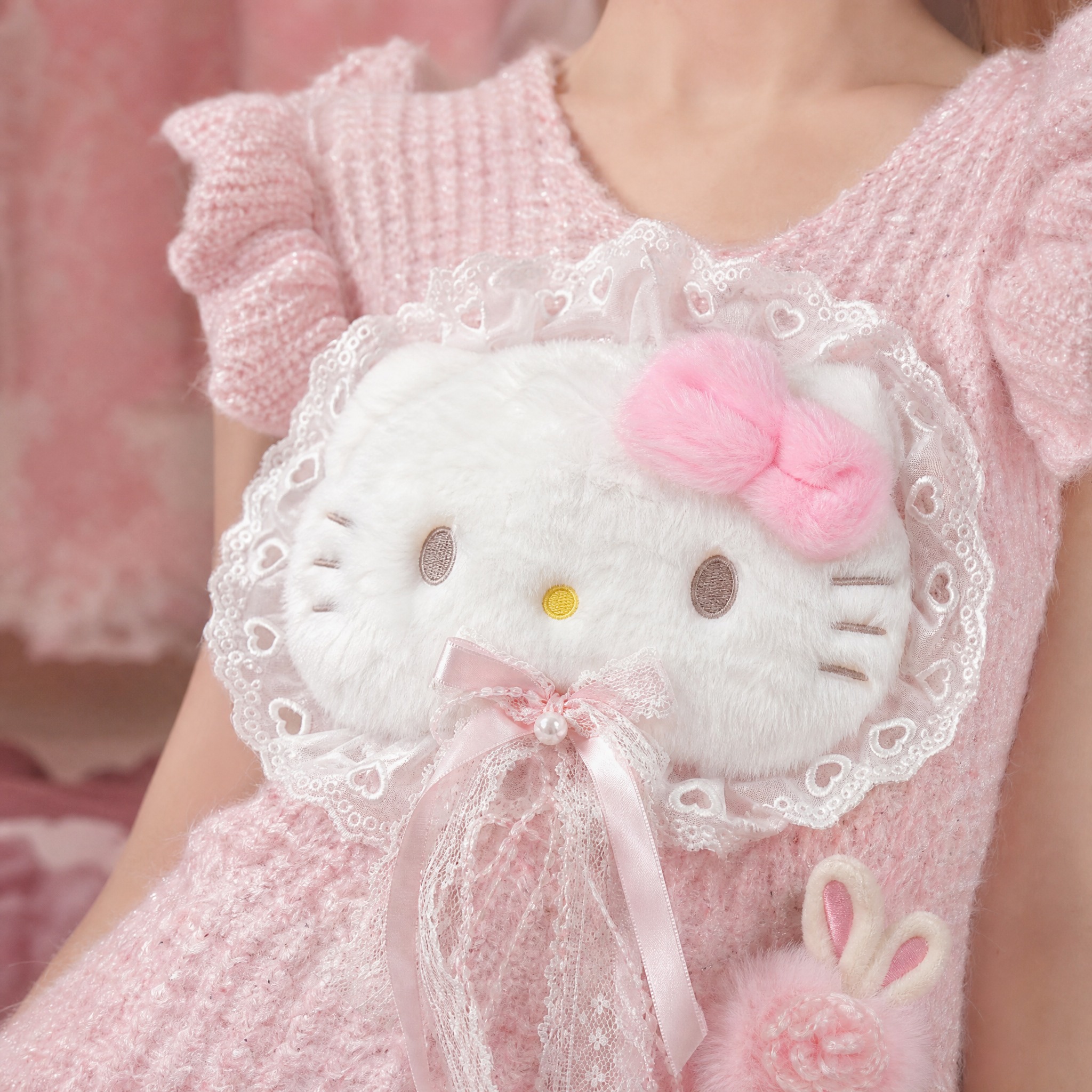 [主图-4] 细节特写展示，突出Hello Kitty公仔、蕾… - 图片创意预览