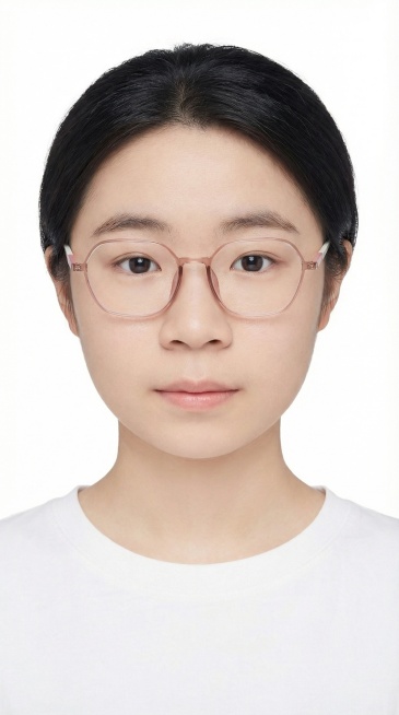 将照片精修成高清证件照，优化面部光影，去除瑕疵，调整为证件照规范样式预览效果