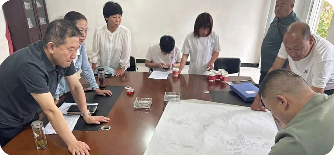 去除举着相机的人物预览效果
