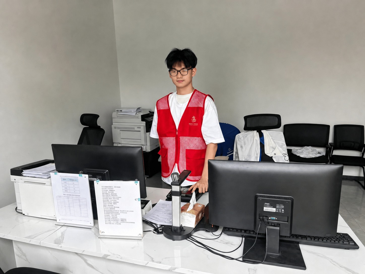 去除图片右下角的"豆包AI生成"水印，保持画面其他部分完全不变… - 图片创意预览