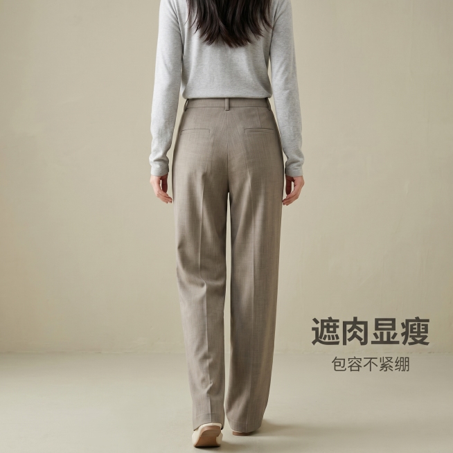[主图-3] 老钱风收腰阔腿裤背面展示图，卡其灰色，展示背面剪裁和遮肉效果。[氛围风格] 高级老钱风，松弛感，精致简约氛围感，和整套风格统一。[画质] 商业摄影质感，光线柔和通透，产品清晰真实，画面干预览效果