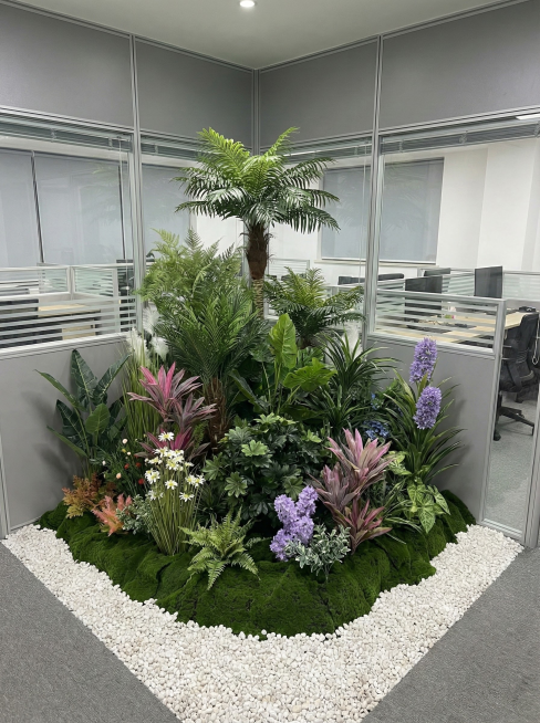 参考这张照片，帮我设计九张发布小红书办公室造景的图片预览效果