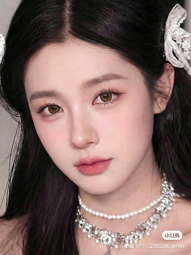 把图中的眼瞳颜色换成棕色