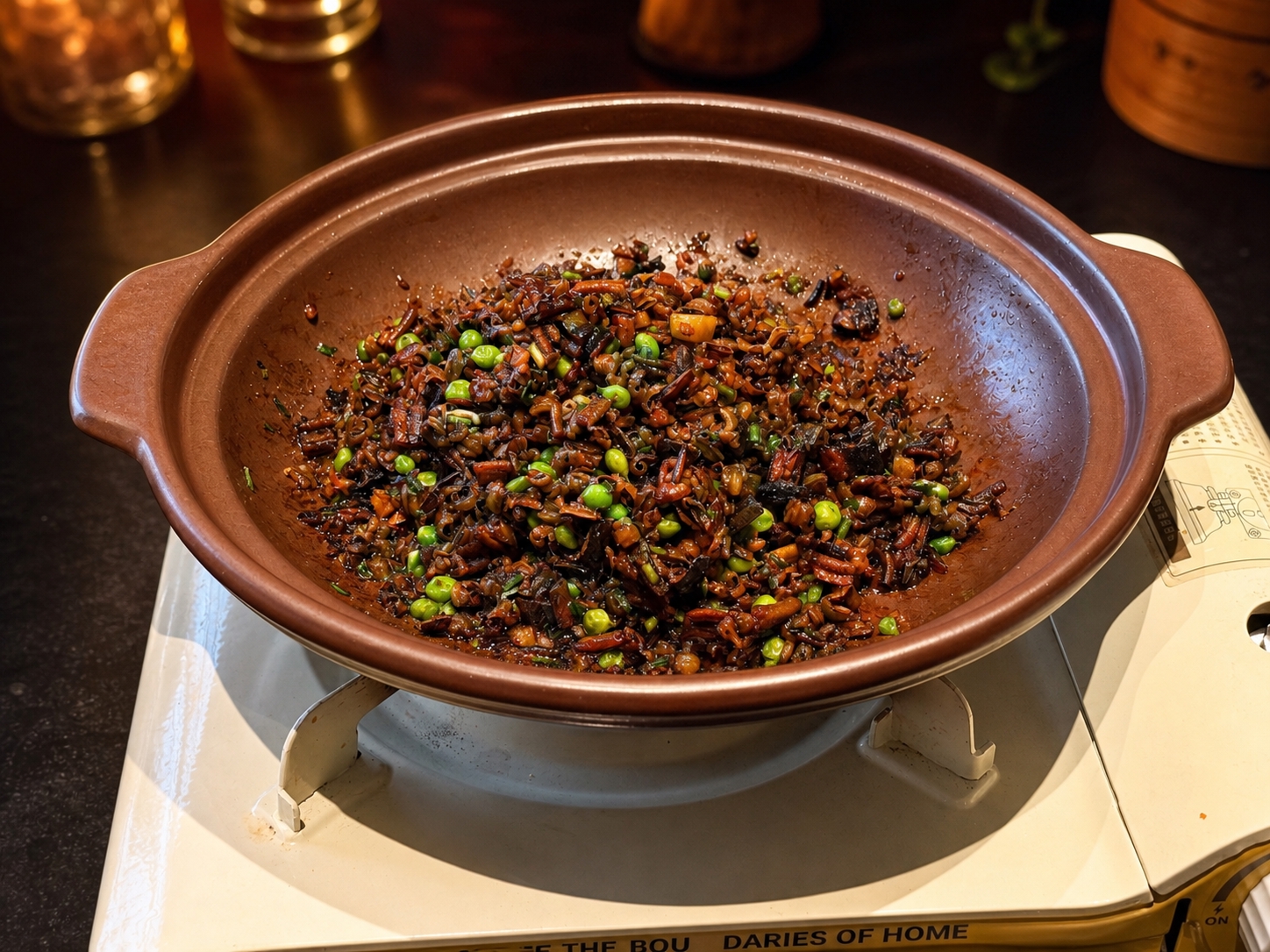 美食摄影风格，提升画面质感和清晰度，增强食物色泽和食欲感，优化… - 图片创意预览