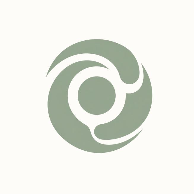 纯色背景，圆形意向为主的平面图形标Logo设计，品牌为会当家低碳有机生活馆，行业有机礼品，极简现代风格，高端精致调性，纯色为主，线条不要太细，不包含房子、文字、叶子元素，同心圆嵌套结构，低饱和莫兰迪绿预览效果