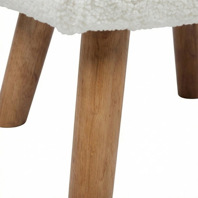 [Detail 2] Solid wood legs close-up detail of the footstool, keep the original product white fabric预览效果