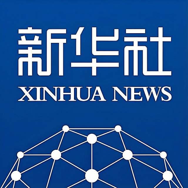 保留蓝色背景，把这张图变成PNG格式