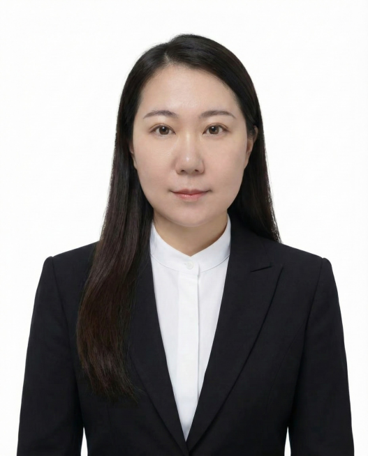 把衣服P成正装，其他不变预览效果