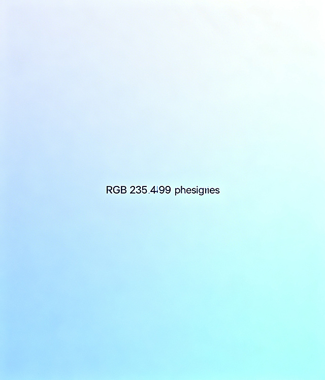 生成一张纯背景图，样式为RGB(235,249,255)色系的左右渐变，画面纯净无任何其他内容、文字、元素